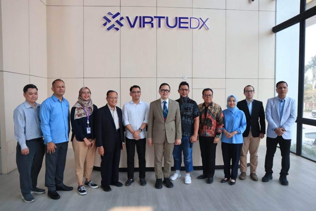 Kunjungan rektor dan jajaran dekan President University